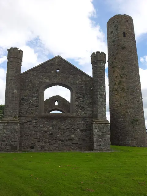 Taghadoe Round Tower Church