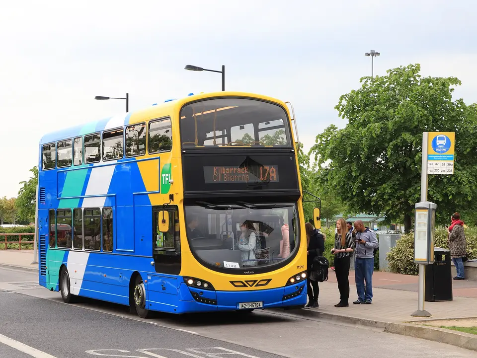 Volvo B5TL / Wright Gemini H45/22D New to Dublin Bus as SG58 Blanchardstown Shopping Centre