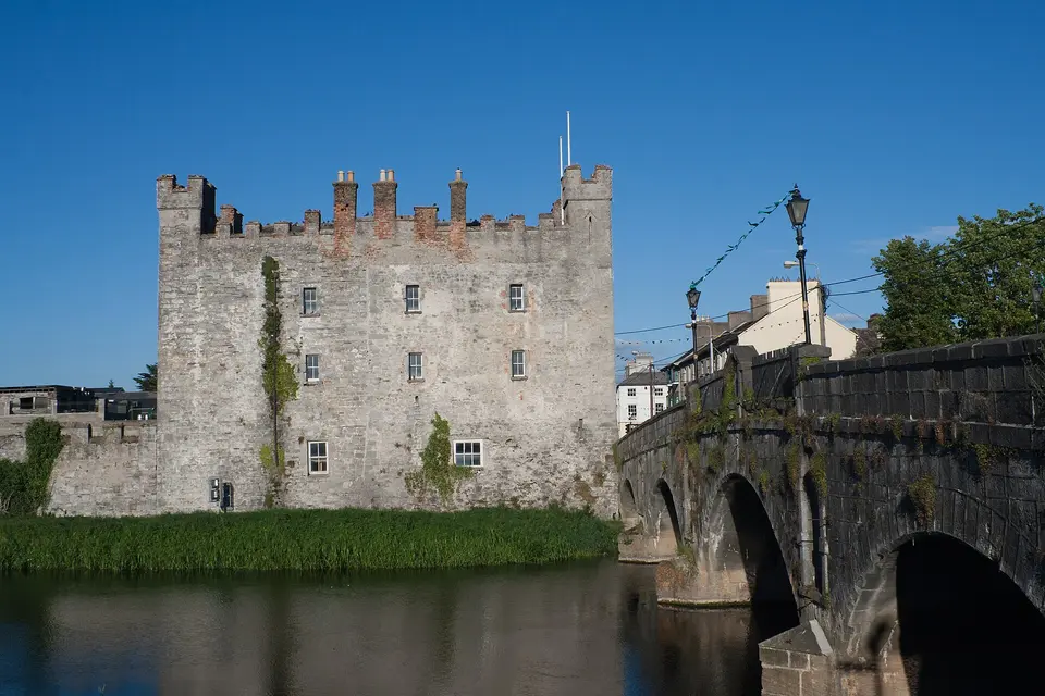 White Castle at the River Barrow in Athy.