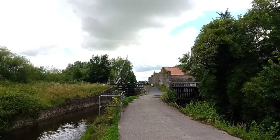 Bagenalstown Lock looking upstream, standing on the Barrow Way