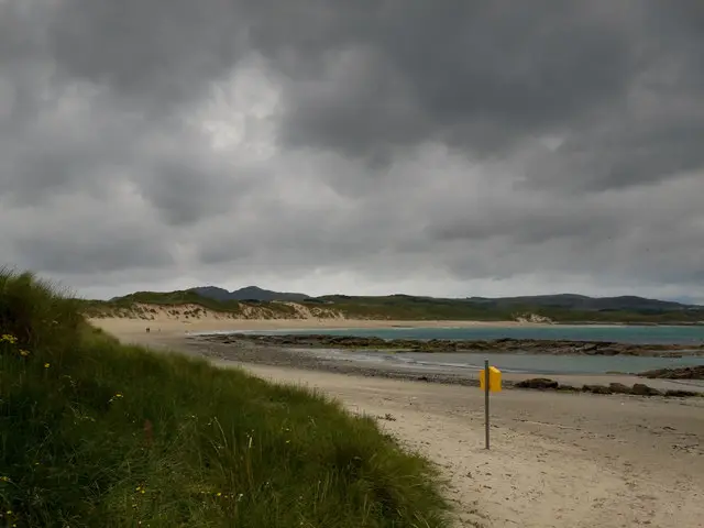 Ballyhiernan Bay From the eastern end of the beach near Rinmore.