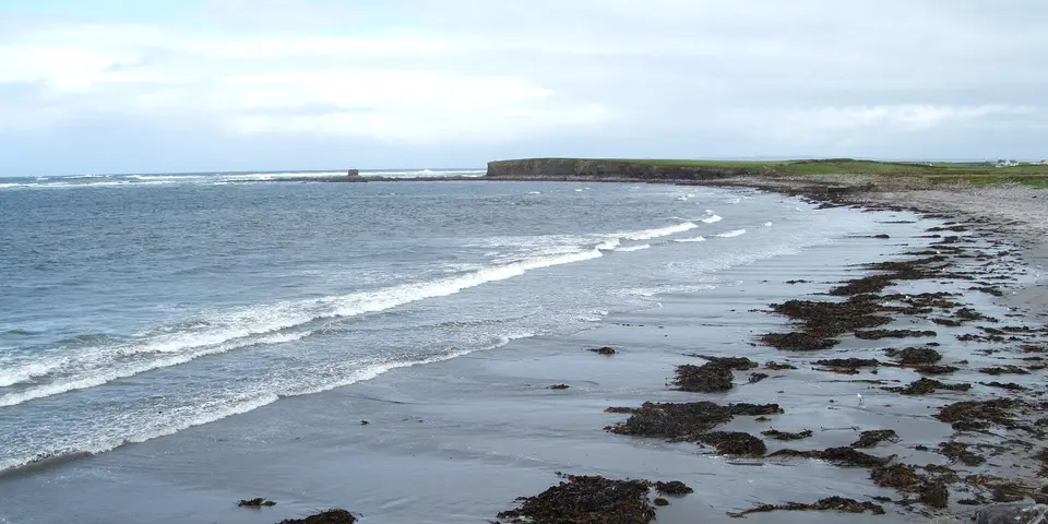 Beach north of Quilty