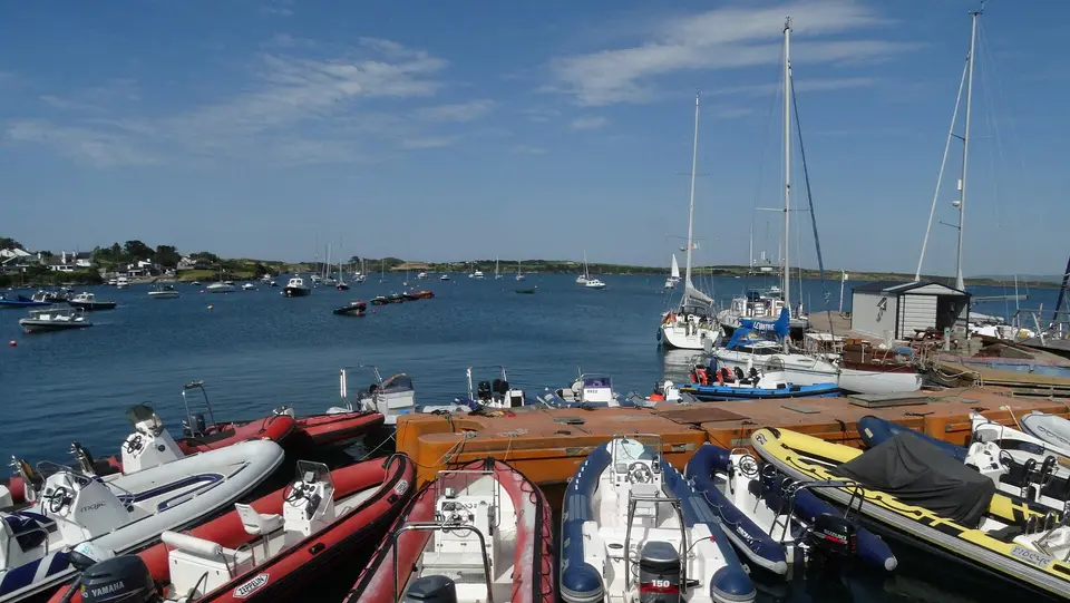 Boats & pontoon at Baltimore Harbour