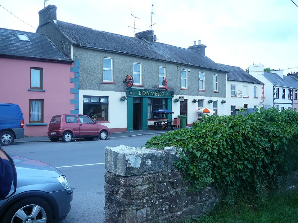 Bonner's Pub, O'briensbridge