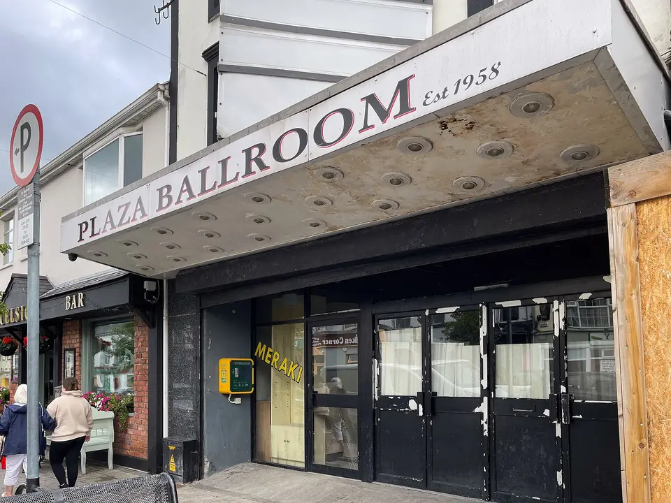 Buncrana Plaza Ballroom Entrance 2023 08 23