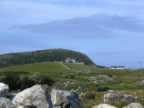 Bunowen Castle - Doon hill - Ballyconneely - Connemara