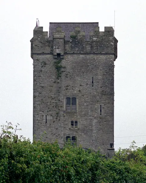 Castlefergus Castle