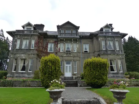 Castlerea, Clonalis House.