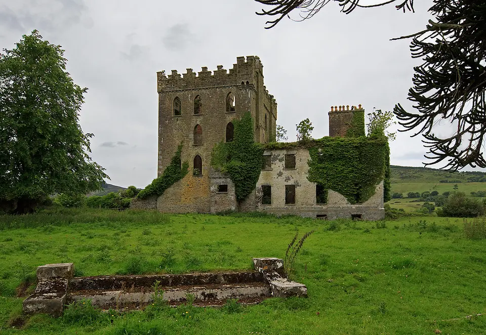 Castles of Munster: Castle Otway or Cloghonan, Tipperary (2)