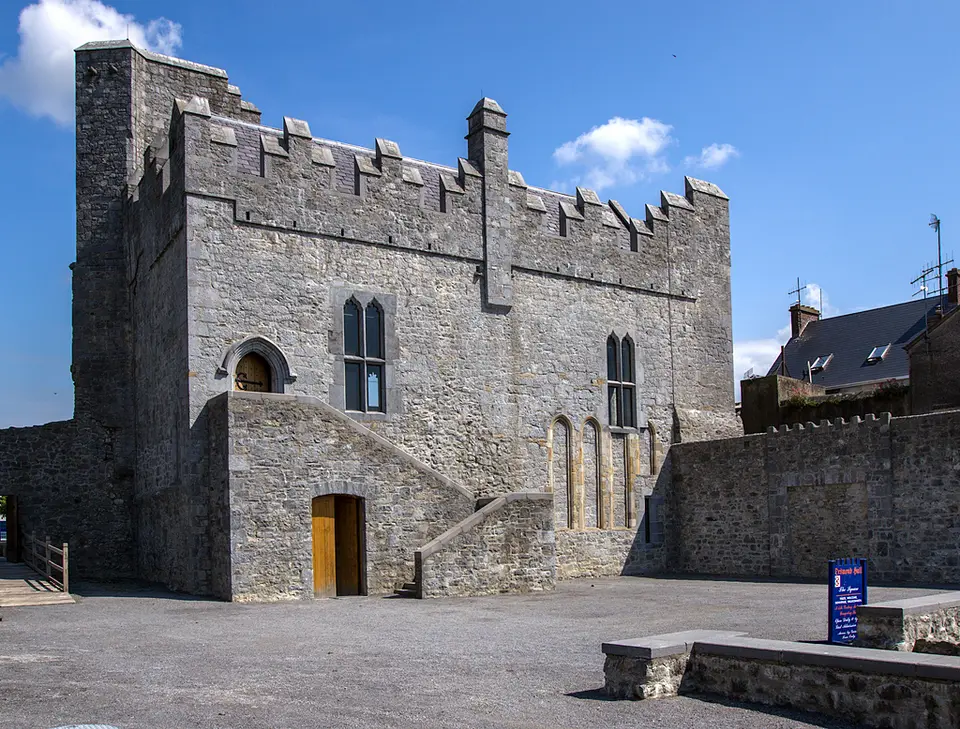 Castles of Munster, Desmond Hall (Castle Banqueting Hall), Newcastle West, Limerick geograph.org.uk 1392672