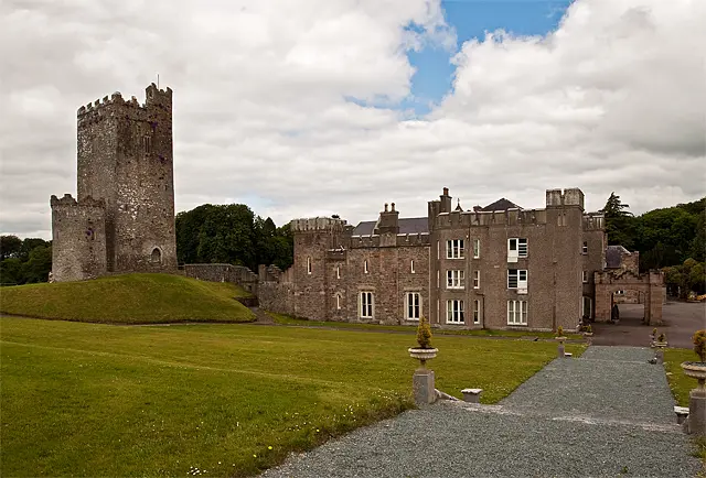Castles of Munster: Drishane, Cork Drishane Castle alongside the former seat of the Wallis family.