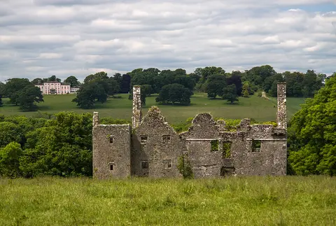 Castles of Munster, Dromaneen, Cork geograph.org.uk 1392835