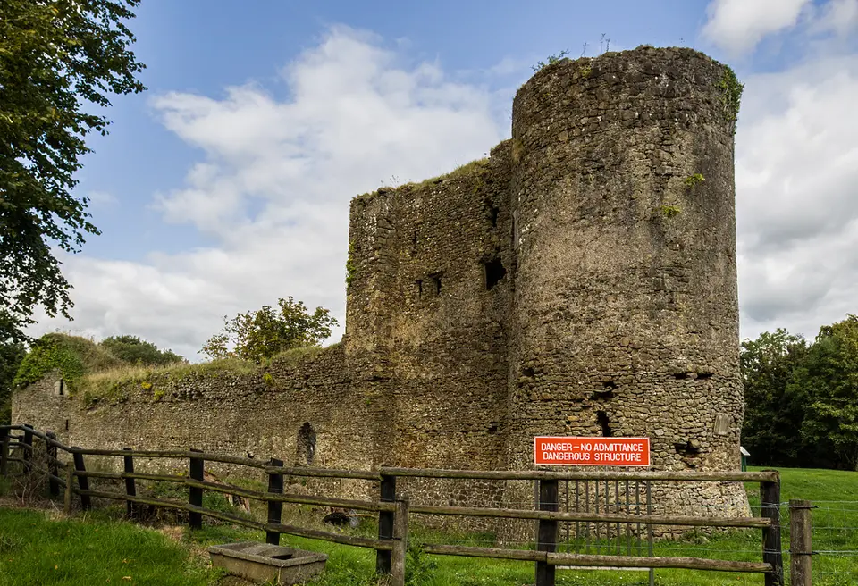 Castles of Munster: Kilbolane, Cork (revisited 2022) (2)