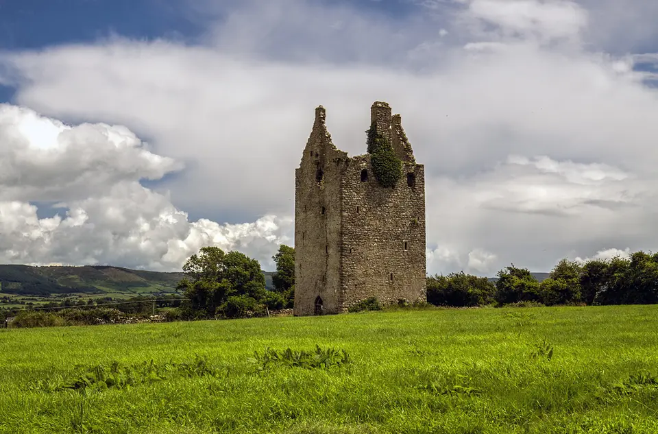 Castles of Munster: Knockane, Tipperary (revisited)