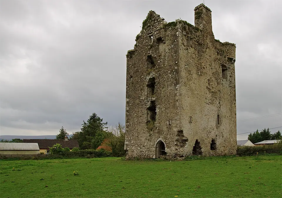 Castles of Munster, Knockgraffon, Tipperary geograph.org.uk 1542103