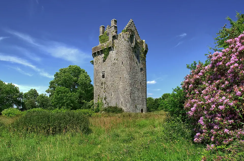 Castles of Munster: Lohort, Cork (1)