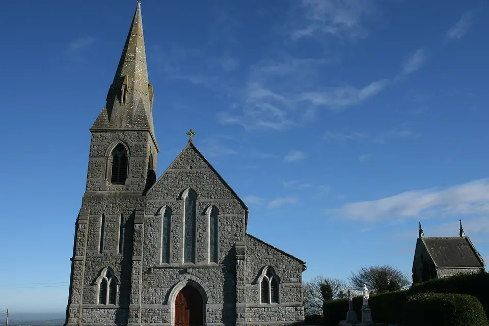 Church of the Sacred Heart, Arless