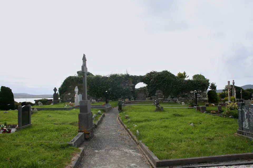 Cill Crohane The church of St Crohane a fifth century compatriot of St Patrick.This church ,or a predecessor at least, gave the village of Kilcrohane ,where it sits, its name.