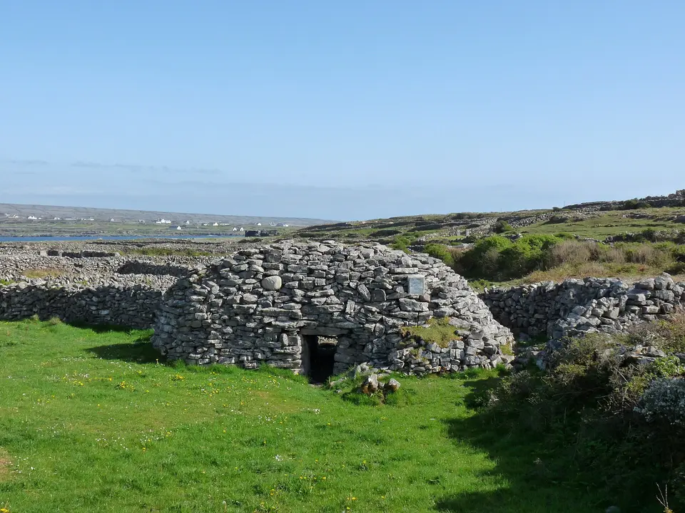 Clochan na Carraige, County Galway
