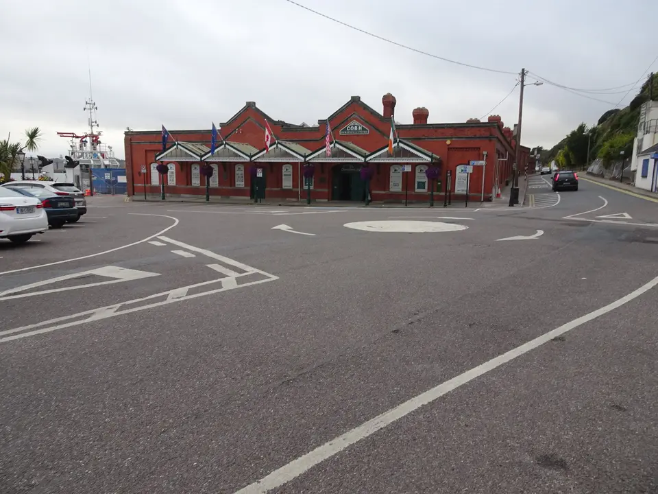 Cobh railway station, County Cork (geograph 5939589)