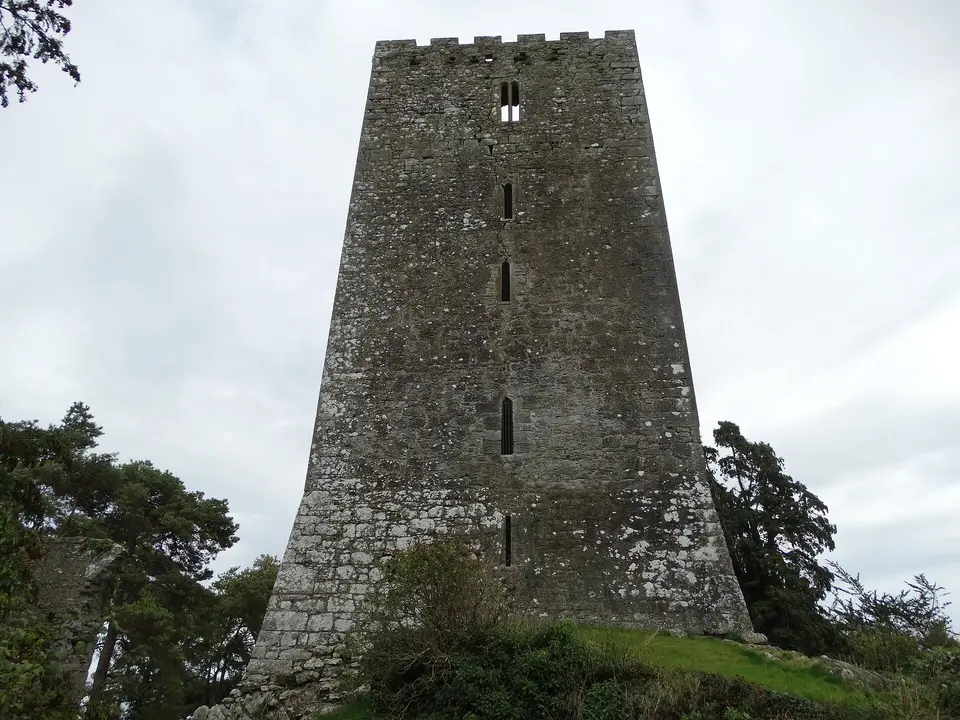 Conna Castle