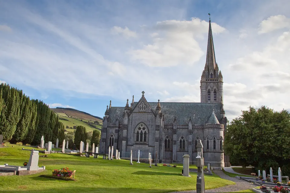 County Carlow, Church of Christ the Redeemer.