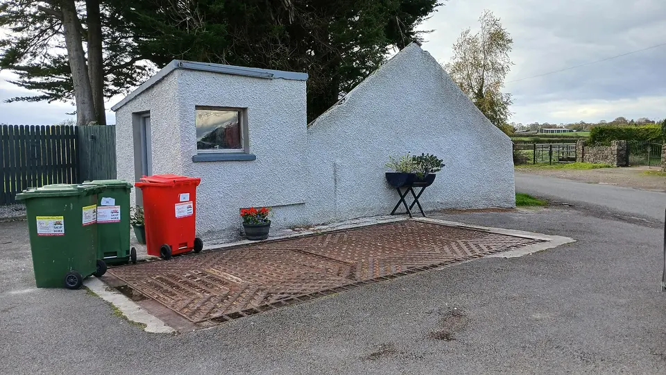A large weighbridge in Crosspatrick, once a busy spot. Apparently, the building with the gabled roof was once a forge.