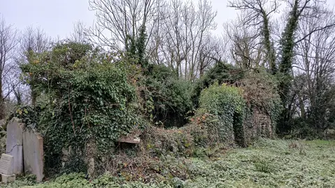 Derrynahinch Church ruin