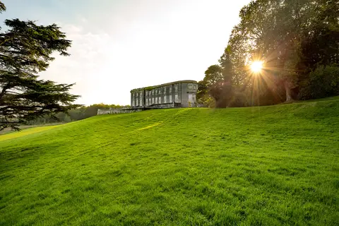 It seems that the best time to photograph Curragh Chase is in the morning, when the sun would be shining on the house.