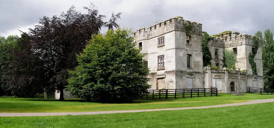 Donadea Castle at Donadea Park