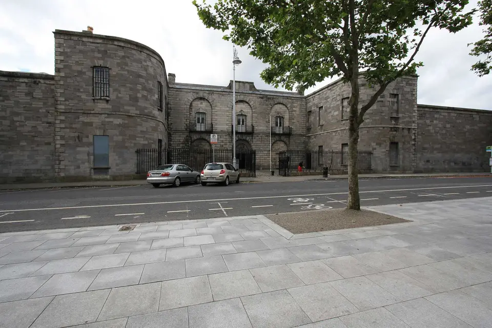 Main entrance from the front