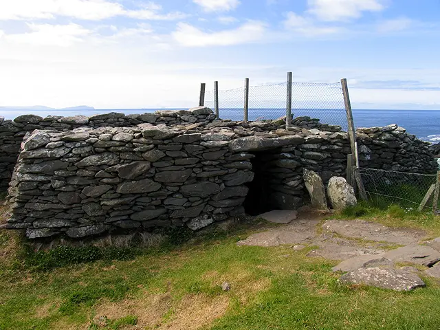 Dunbeg Fort geograph.org.uk 16625