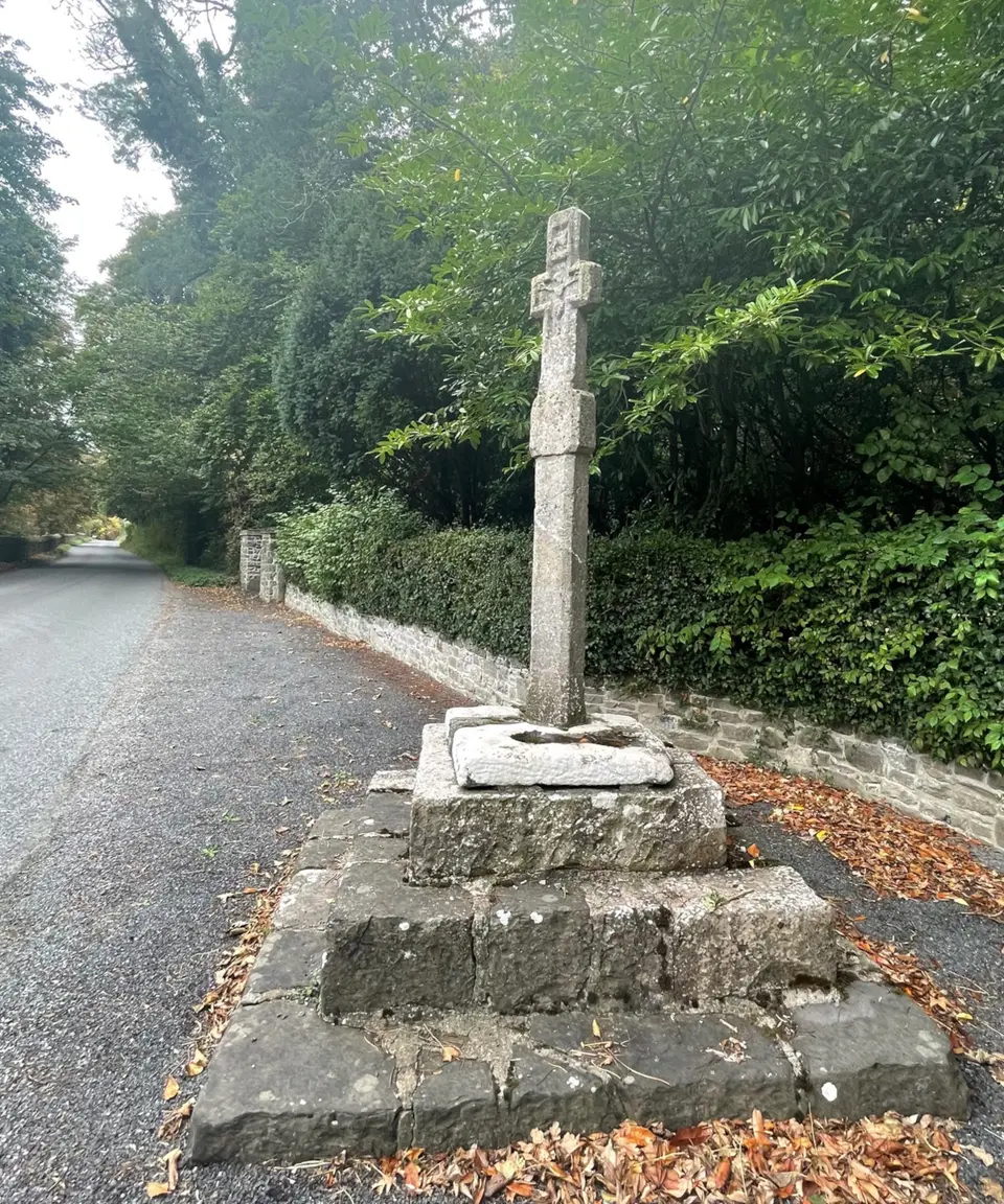 Dunsany Cross on the Dunshaughlin to Dunsany road (continuing to Kilmessan), by the gates of Dunsany Estate