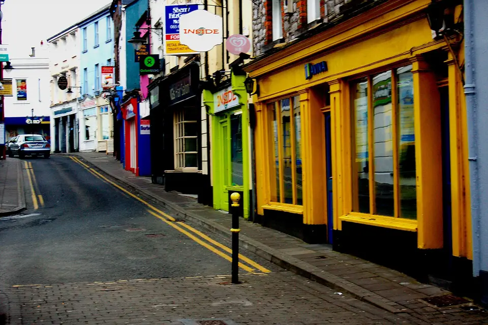Ennis - High Street - Aviva, Inside, etc