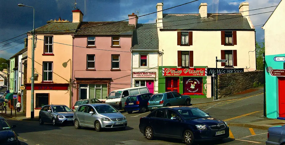 Ennistymon - Pitstop Pizzeria - 11 Lr Church Hill Road