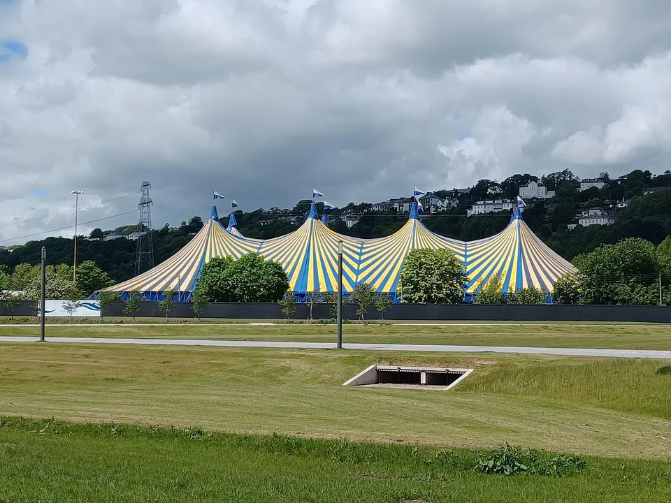 Live at the Marquee in Cork, photographed in 2022.