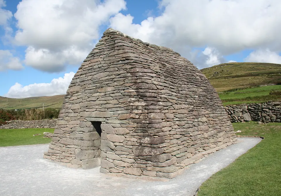 Gallarus Oratory from the gaelic Gall Arus translated "strangers hall" / Dingle Peninsula / County Kerry / Ireland