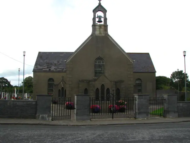 Goresbridge Church This is a fine building, with a graveyard to the side of the Church.