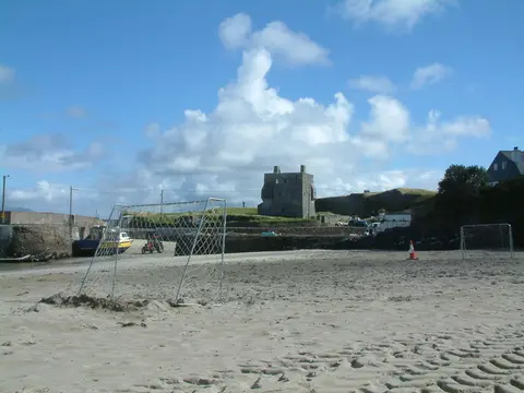 Granuaile's Castle at Clare_Island