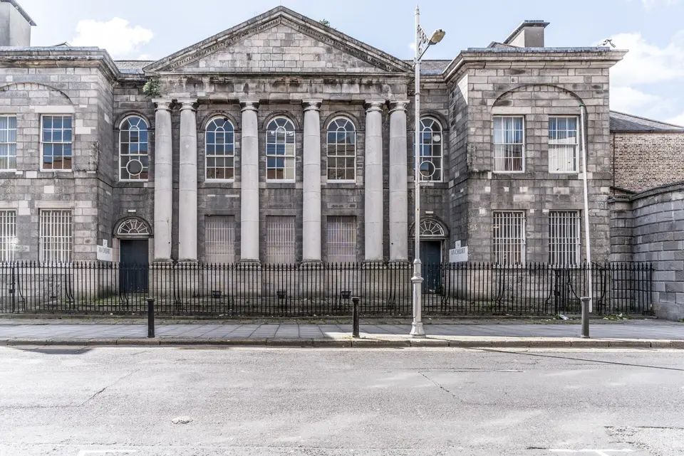 GREEN STREET COURT HOUSE - HISTORIC BUILDING