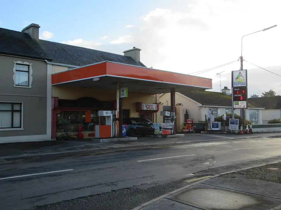 O'Grady's Filling station and shop at Gurteen, Co Sligo