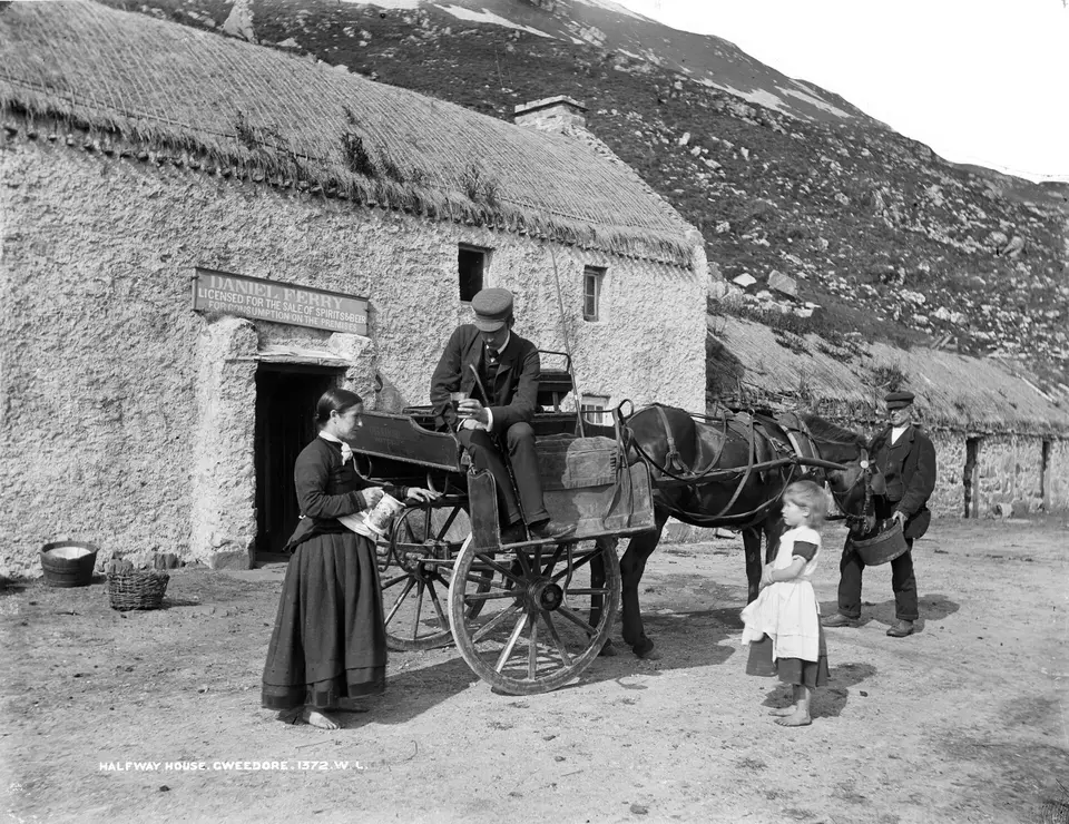 Halfway House at Gweedore in Co. Donegal (11113786414)