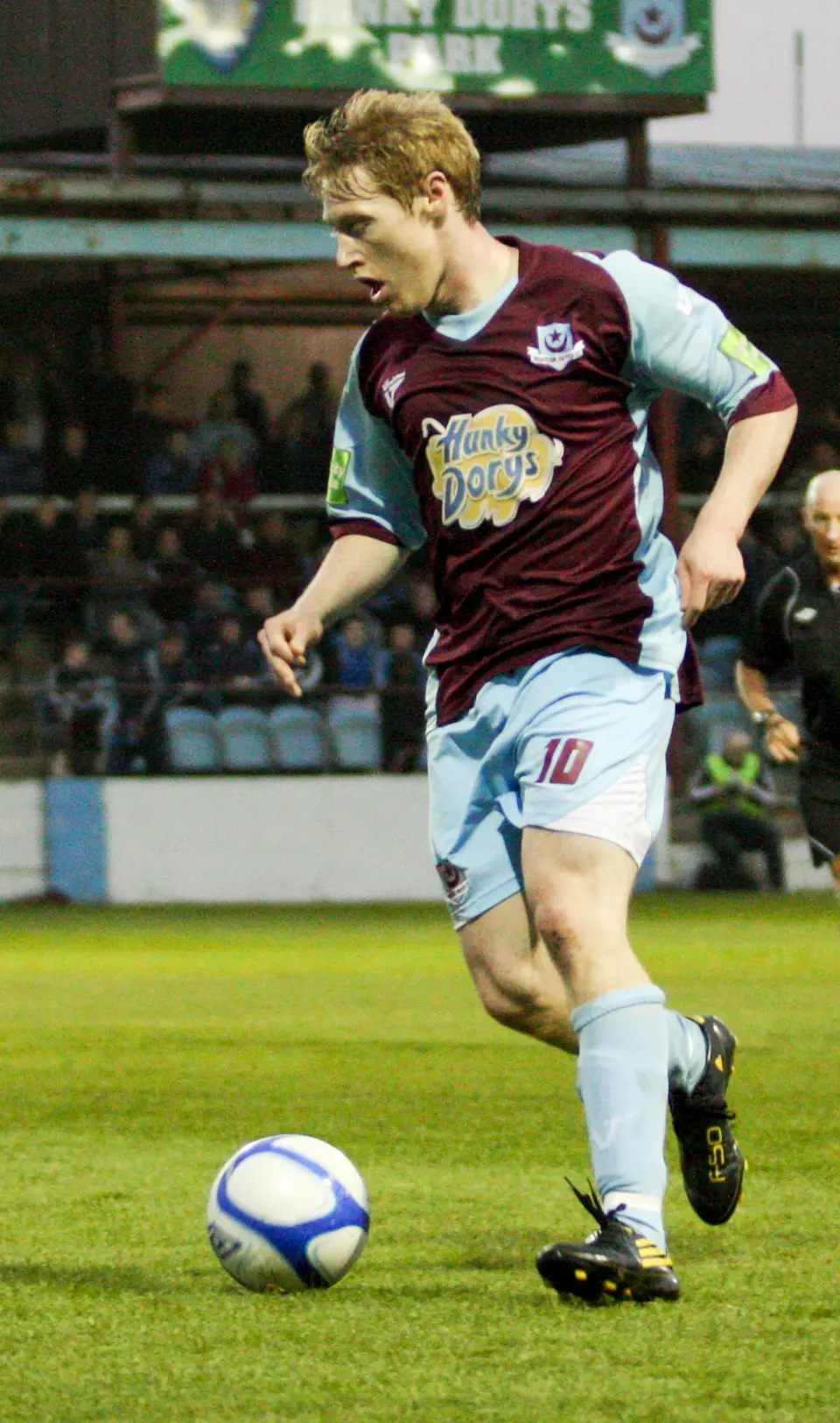 Darragh Hanaphy in action for Drogheda United FC against Galway United FC at United Park, Drogheda 2011