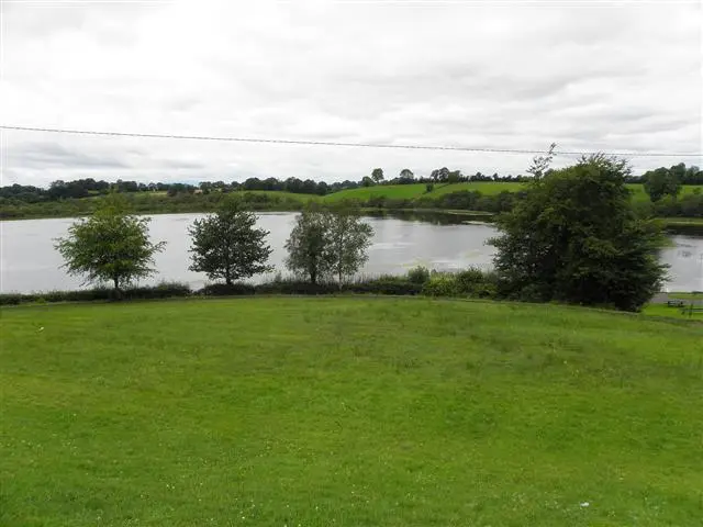 Hollywood Lake