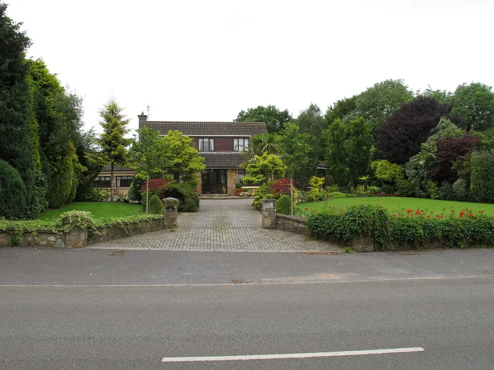 House and garden between Cork and Ballincollig