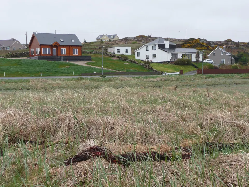 Houses facing the sea, Bunbeg
