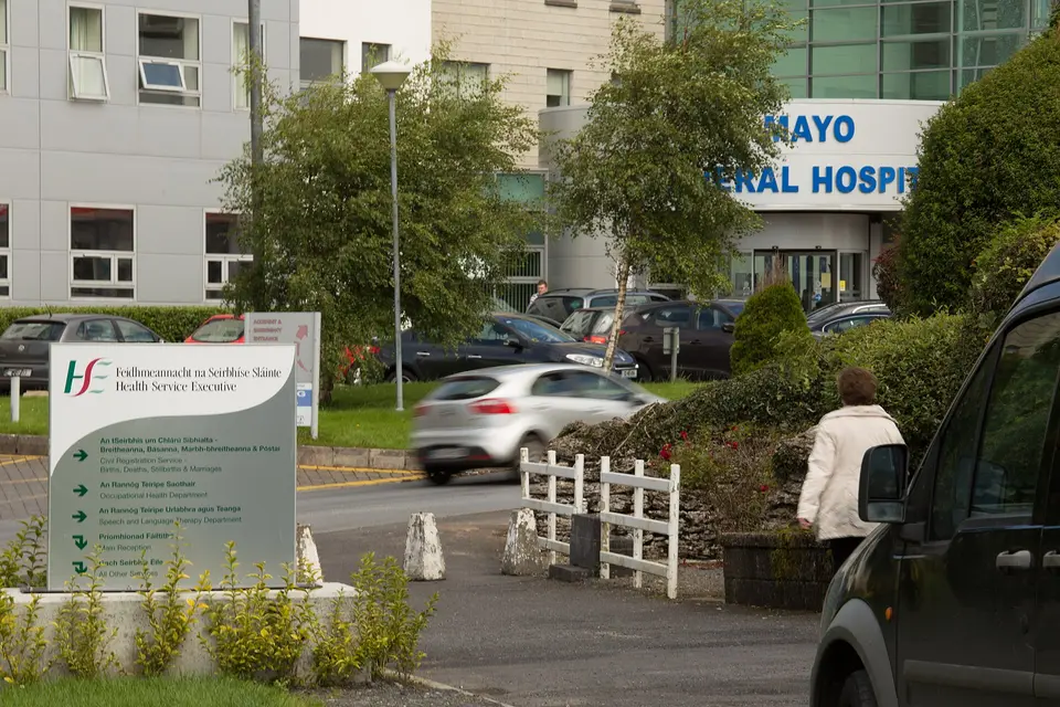 Image of the main entrance of Mayo General Hospital