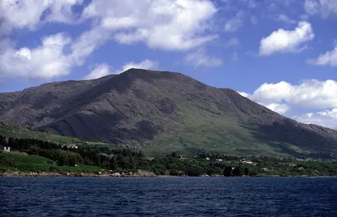 Bantry Bay, IrelandHungry Hill, Cork, Ireland