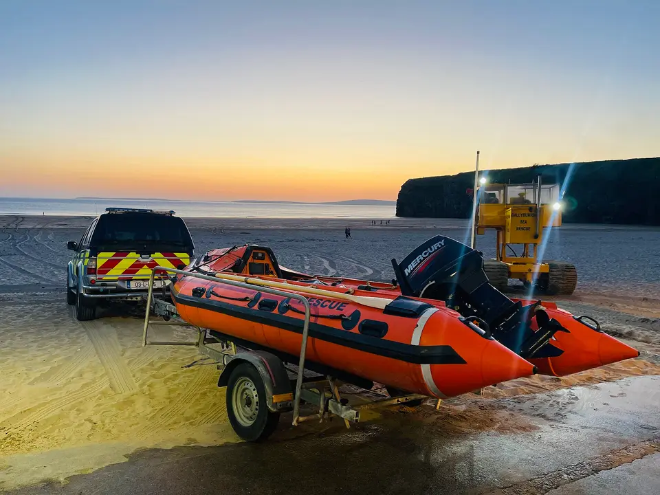 IB1 rescue boat on the beach in Ballybunion