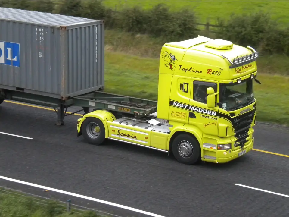 Iggy Madden Transport Galway - Scania TopLine R480 2008 heads towards Dublin on the M4/M6 at Clonard, Co. Meath Ireland on September 13th 2012.